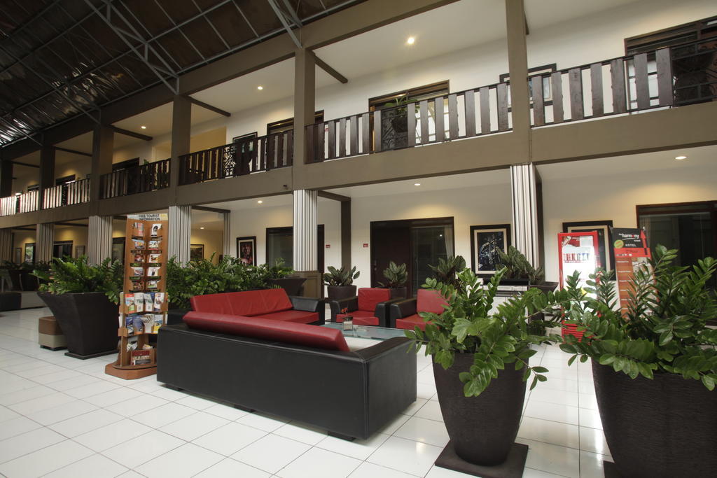 The Harmony Legian Hotel Кута Екстер'єр фото