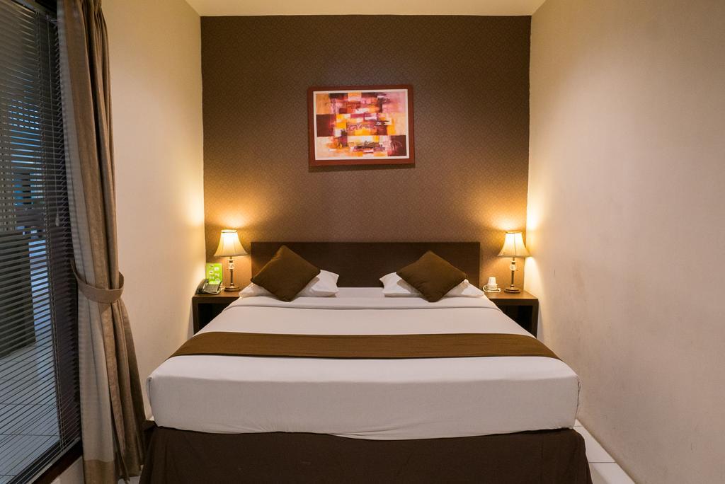 The Harmony Legian Hotel Кута Екстер'єр фото