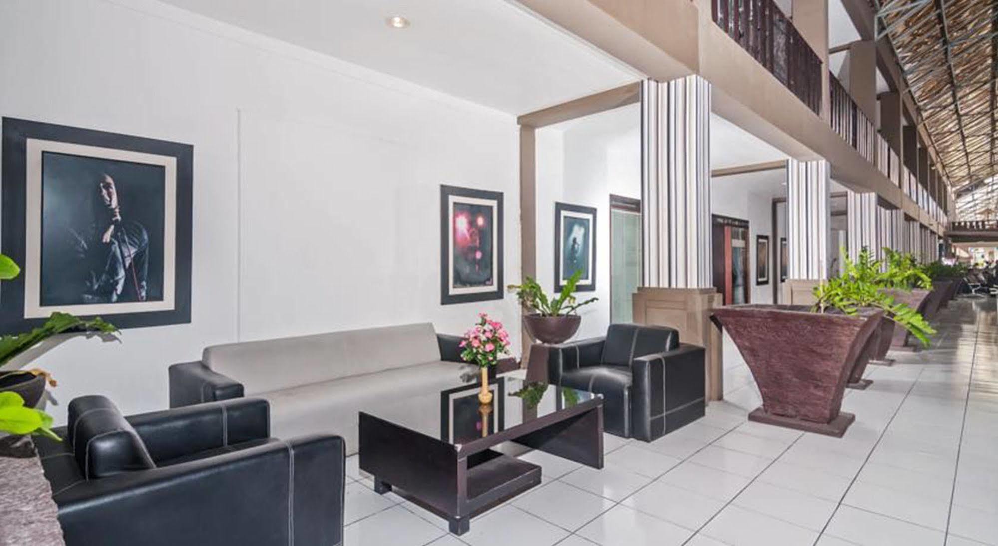 The Harmony Legian Hotel Кута Екстер'єр фото