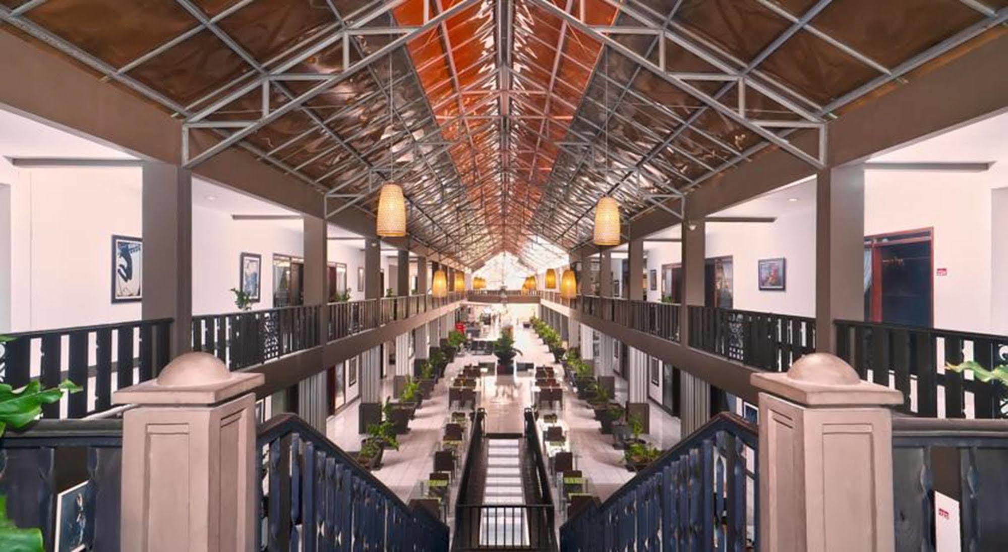 The Harmony Legian Hotel Кута Екстер'єр фото
